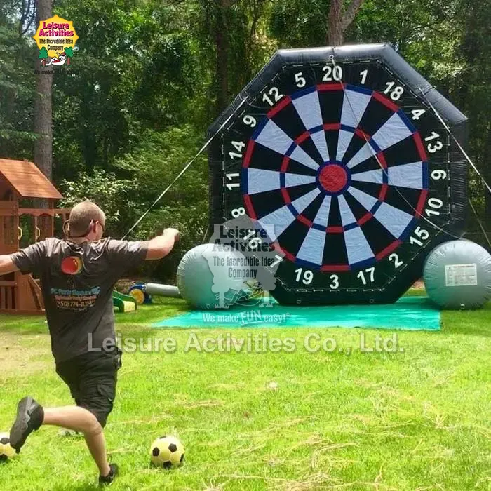 Giant Soccer Dart II uppblåsbara sporter